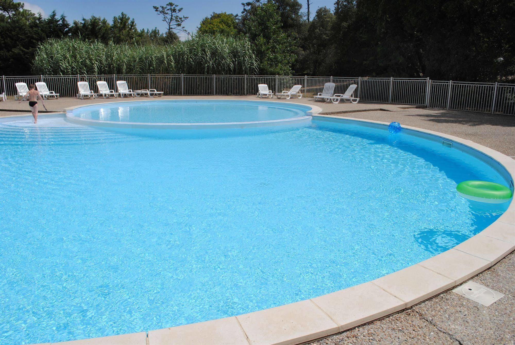 Residence Nemea Les Sables Vignier Сен-Жорж-д'Олерон Екстер'єр фото
