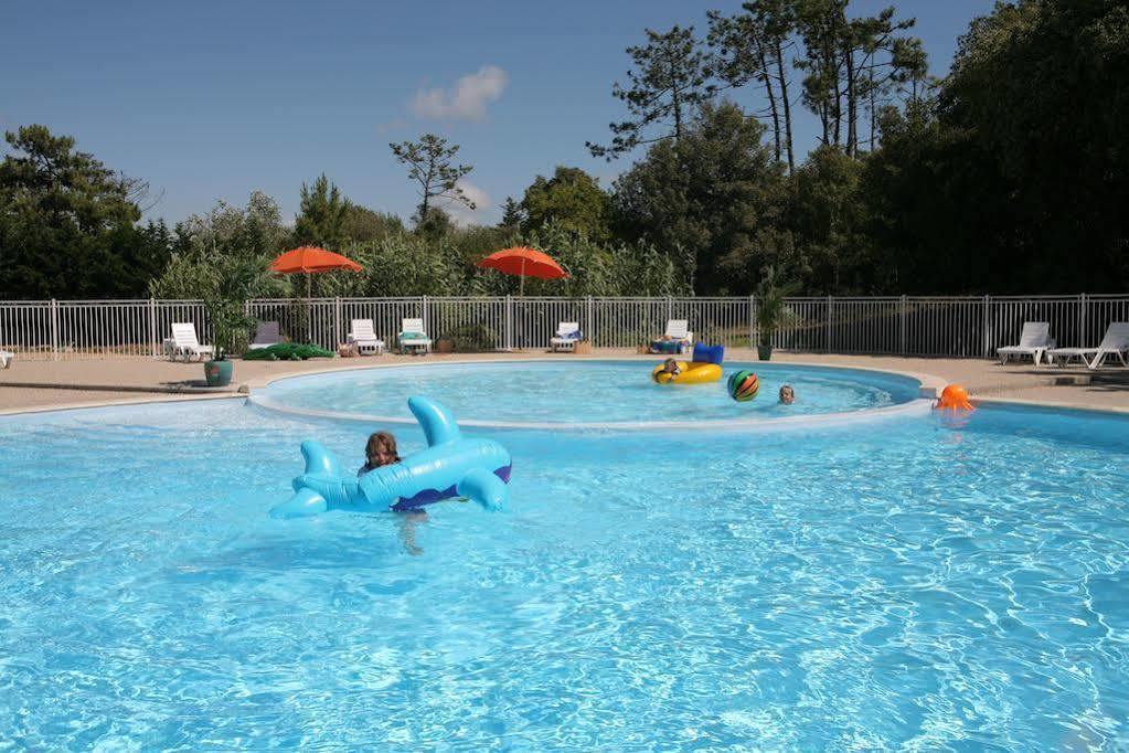 Residence Nemea Les Sables Vignier Сен-Жорж-д'Олерон Екстер'єр фото